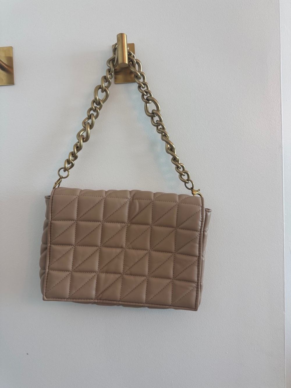 Zara Quilted Shoulder Bag with Gold Chain — Taupe